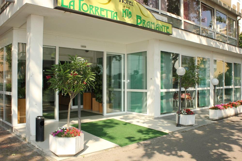 Hotel La Torretta Bramante リミニ エクステリア 写真