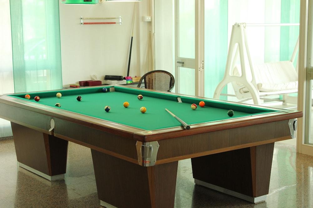 Hotel La Torretta Bramante リミニ エクステリア 写真